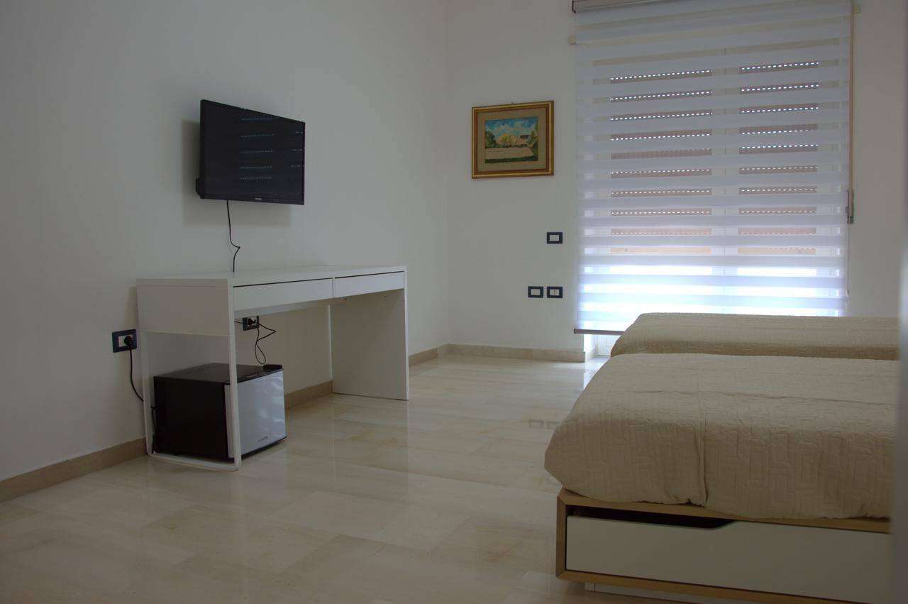 B&B "San Paolo" Napoli Exterior foto
