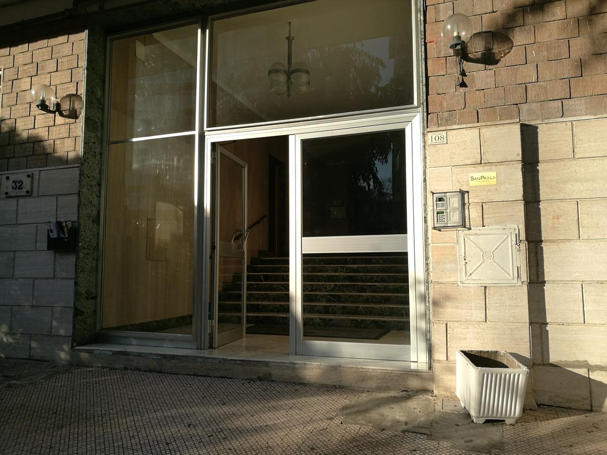 B&B "San Paolo" Napoli Exterior foto